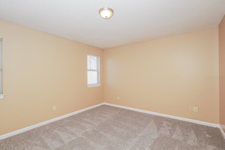 Building Photo - 313 Tramore Pass