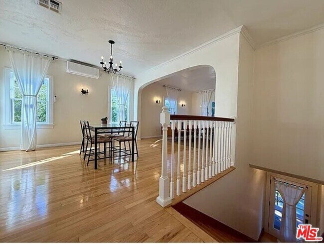 Building Photo - 1123 15th St