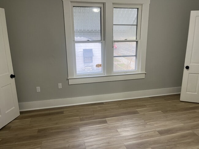 Building Photo - 102 N Greenmount Ave