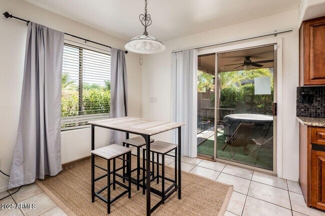 Building Photo - 13604 W Rovey Ave