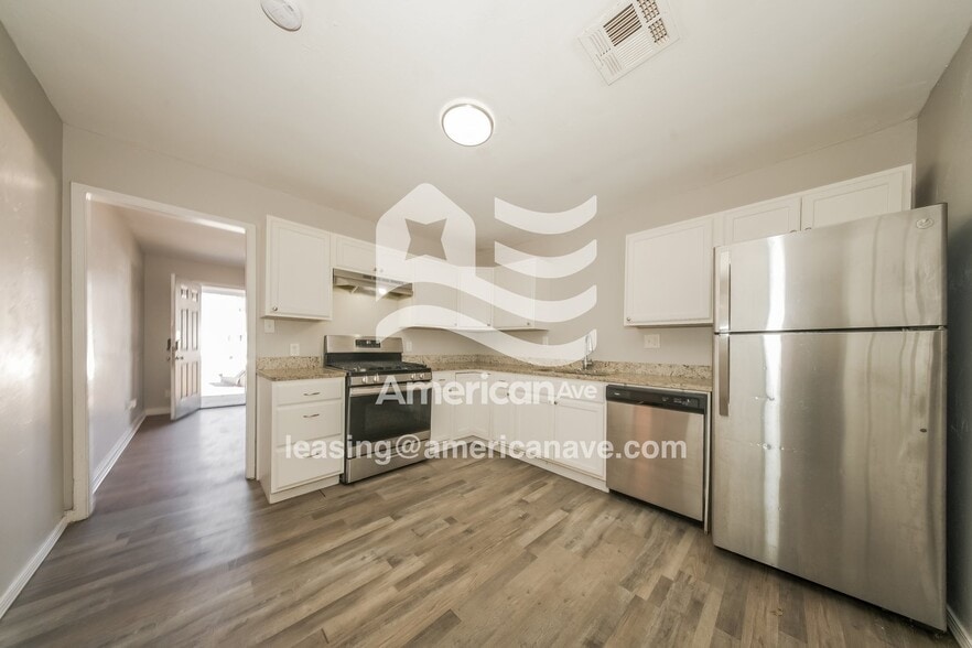 Building Photo - 4732 SE 24th St