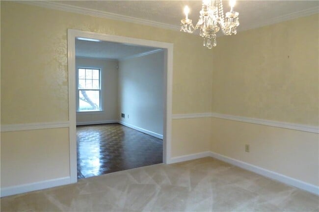 Building Photo - 3165 Henderson Walk