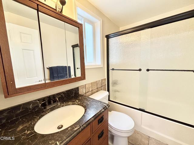 Building Photo - 113 Los Robles St