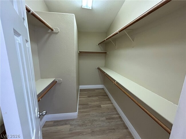 Building Photo - 10404 Horseback Ridge Ave