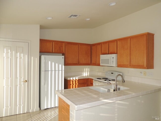 Building Photo - 265 Conway Dr