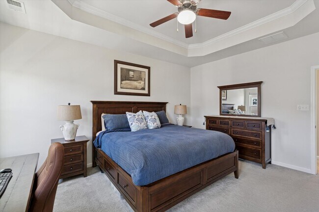 Building Photo - Beautiful 3B/2.5B Townhome in Downingtown ...