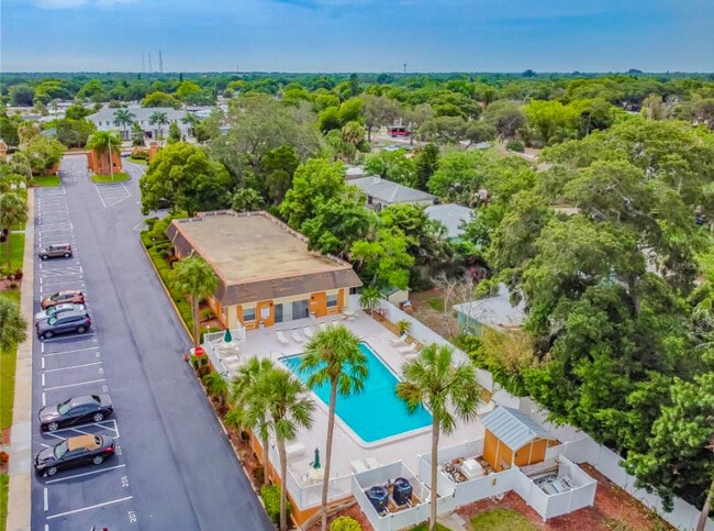 Building Photo - 12760 Indian Rocks Rd