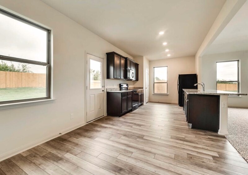 Building Photo - 2023 Madison Dr