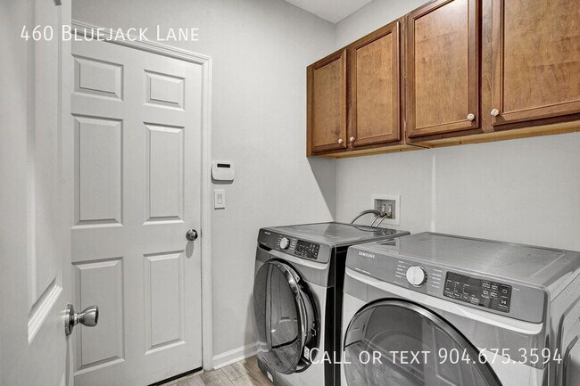 Building Photo - 460 Bluejack Ln