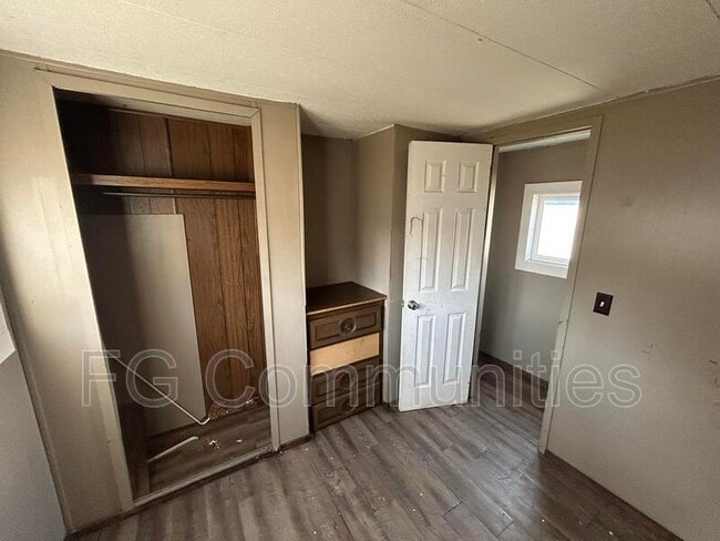 Building Photo - 20 Altamont Ridge Dr