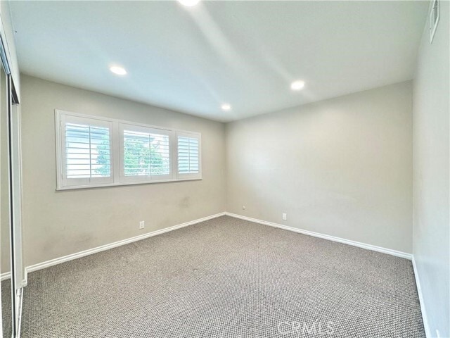 Building Photo - 54 Gillman St