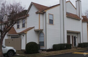 Building Photo - 821 Gable Way