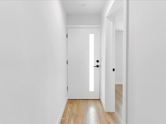 Building Photo - 6417 Lexington Ave