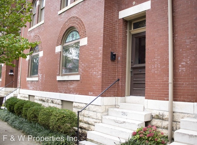 Building Photo - 1055-1057 Neil Ave