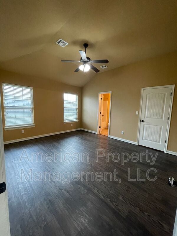 Building Photo - 13046 E 133rd Pl N