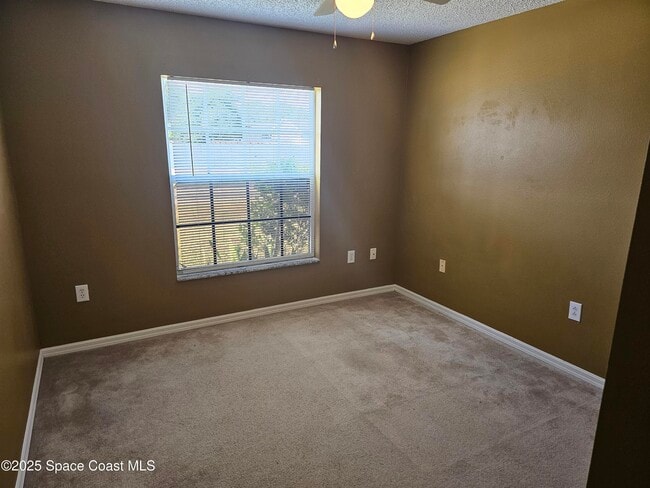 Building Photo - 1539 Glencove Ave NW