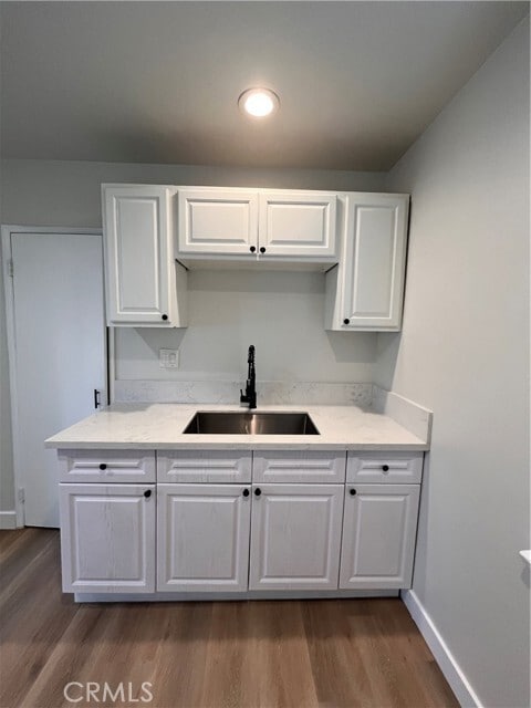 Building Photo - 3209 W 110th St