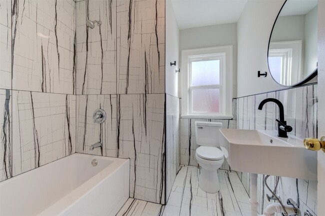 Building Photo - 8373 Elmore Ave