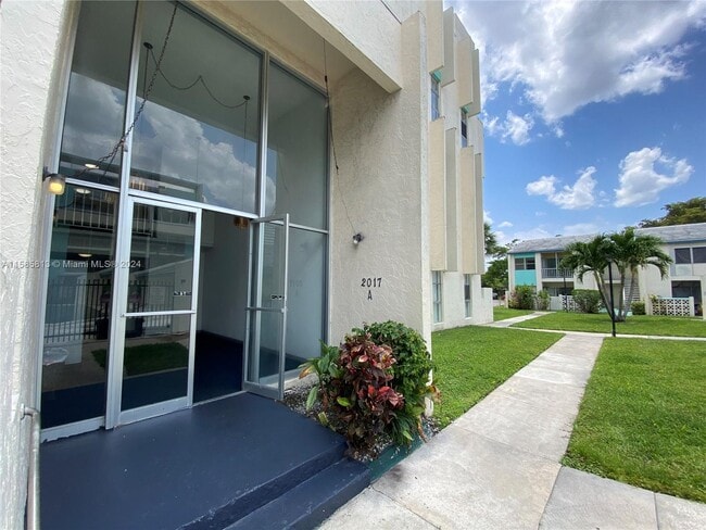 Building Photo - 2017 NW 46th Ave