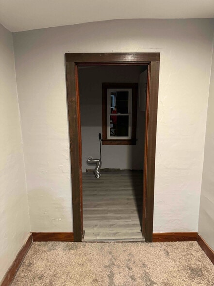 Building Photo - 411 Central Ave