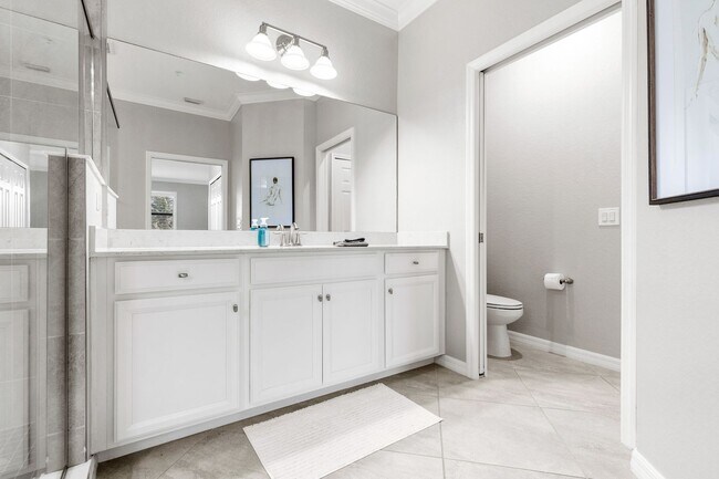 Building Photo - 12023 Hawthorn Lake Dr