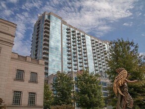 Building Photo - Stunning 17th Floor Views of Downtown in t...