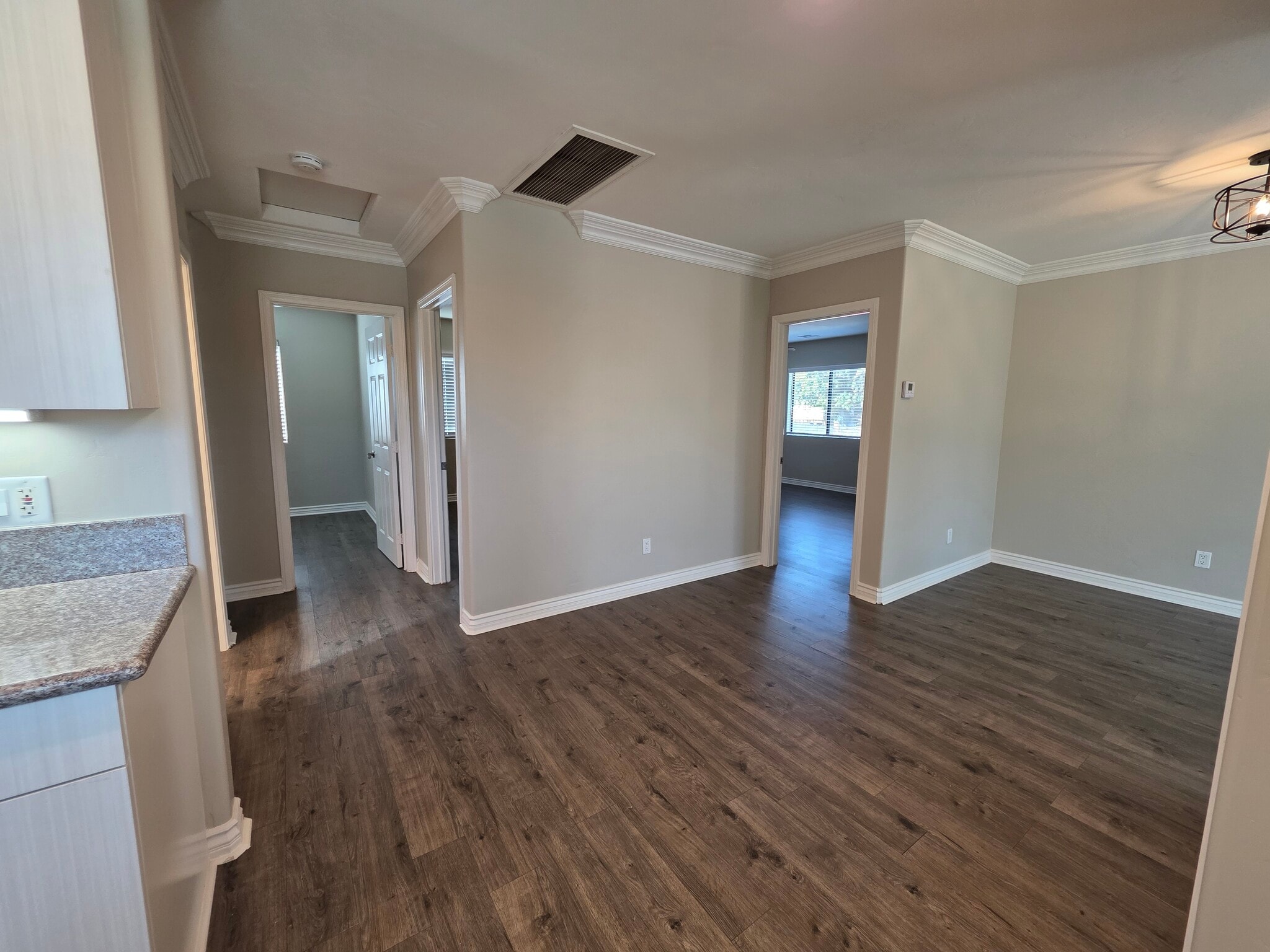 Building Photo - 2404 Morningside St