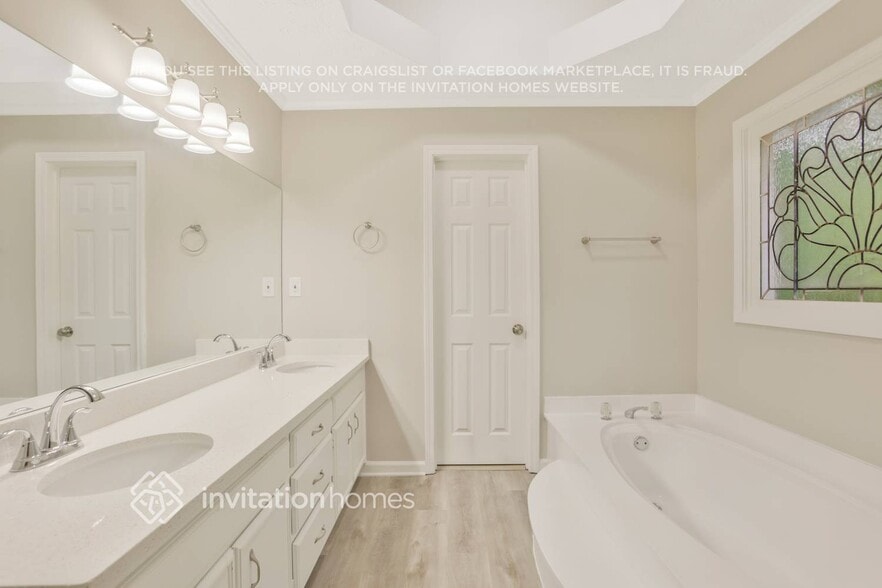 Building Photo - 2579 Hickory Cove SW