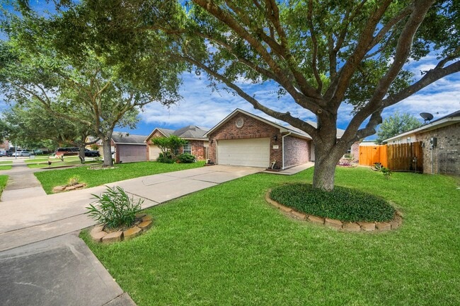 Building Photo - 130 Thunder Basin Dr