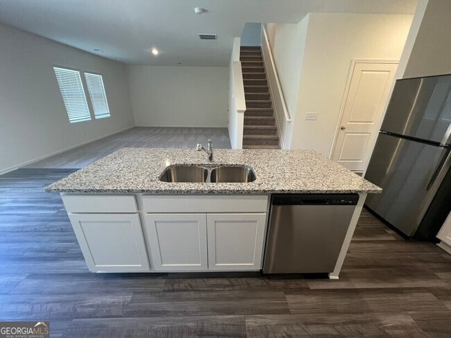 Building Photo - 7731 Sudbury Cir