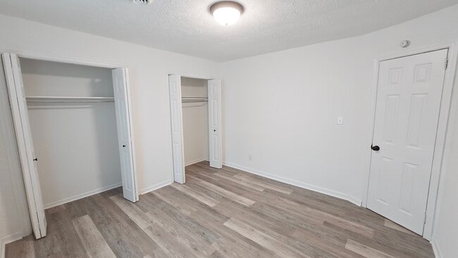 Building Photo - Monetta Apartments