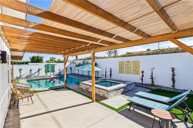 Building Photo - 79351 Bowden Dr