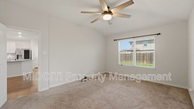 Building Photo - 221 Tule Canyons