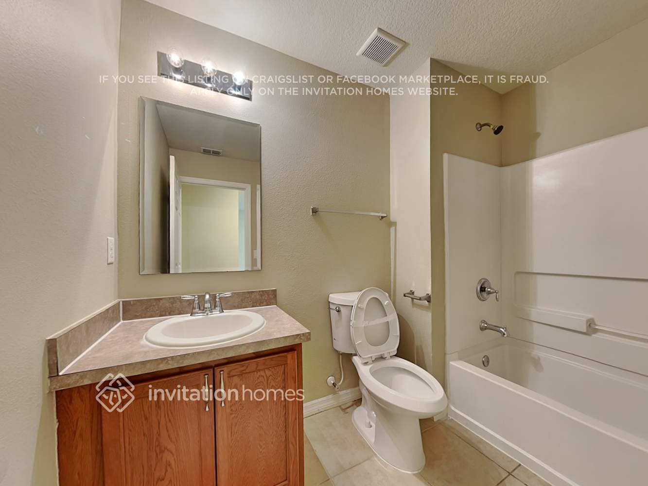 Building Photo - 11135 Running Pine Dr