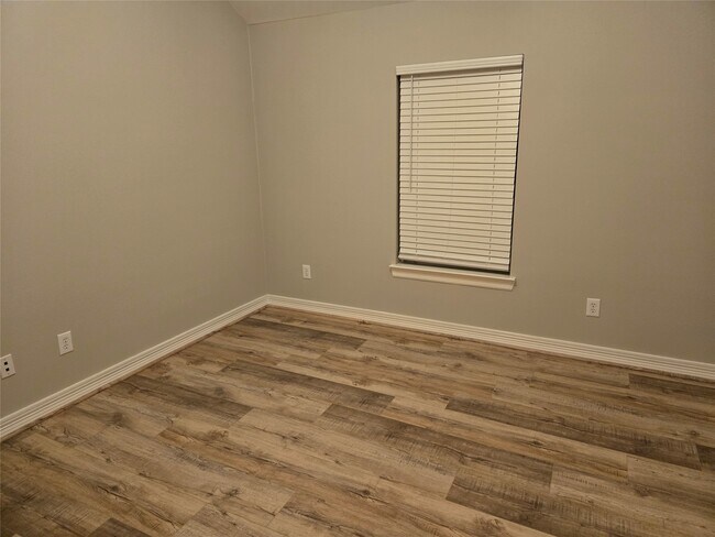 Building Photo - 3910 Champion Creek Ln