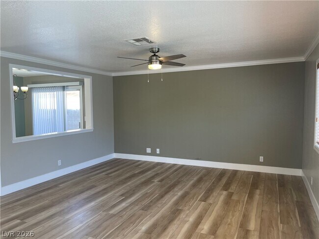 Building Photo - 5848 Red Dawn St