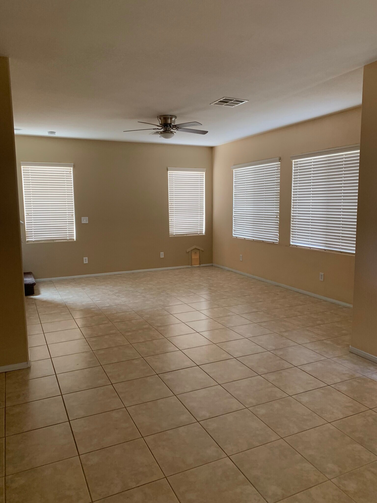 Building Photo - 972 Lucky Bamboo Dr
