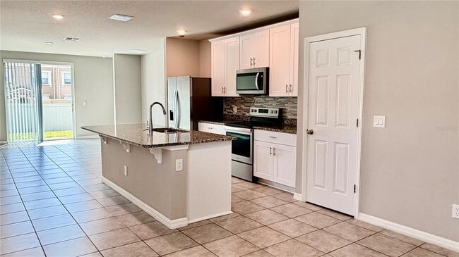 Building Photo - 3881 Marbella Way