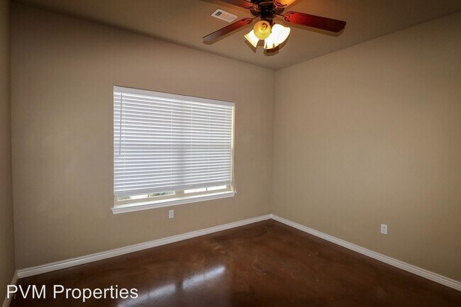 Building Photo - 3 br, 2 bath House - 3021 Silver Saddle