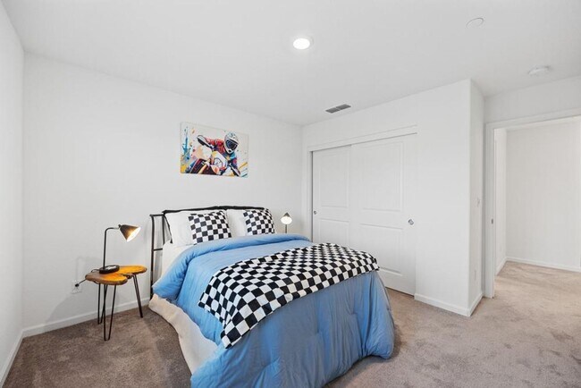 Building Photo - Gorgeous 4 Bedroom in Fiddyment Ranch