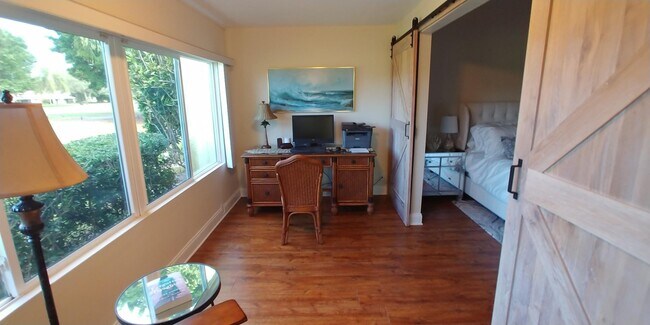 Building Photo - 17042 Traverse Cir
