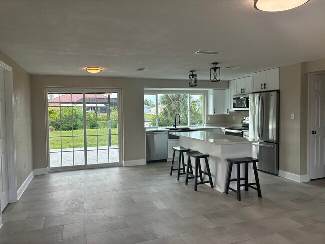 Building Photo - 5103 Condado Terrace
