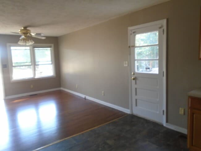 Building Photo - 611-1 Drypoint Ln.
