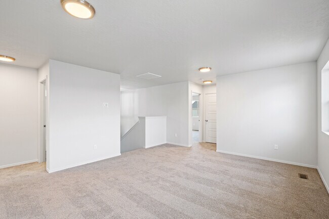 Building Photo - 11881 W Skyhaven St