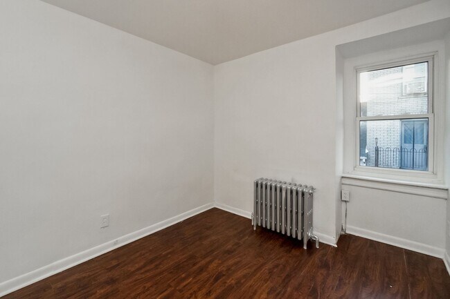 Building Photo - Move-In Ready 3BR Home in Central Allentown