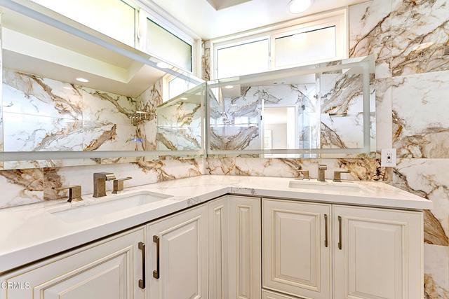 Building Photo - 4545 Don Arturo Pl