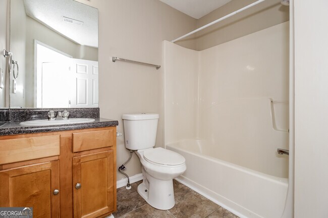 Building Photo - 3005 Weeping Willow Way