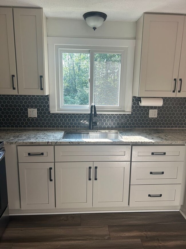 Building Photo - 3BR/1BA Home for Rent!!  Available Now!!! ...