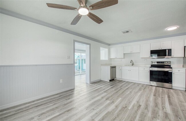 Building Photo - 19506 Gulf Blvd