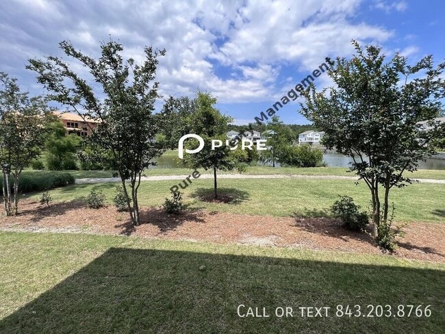 Building Photo - 2225 Cultura Cir